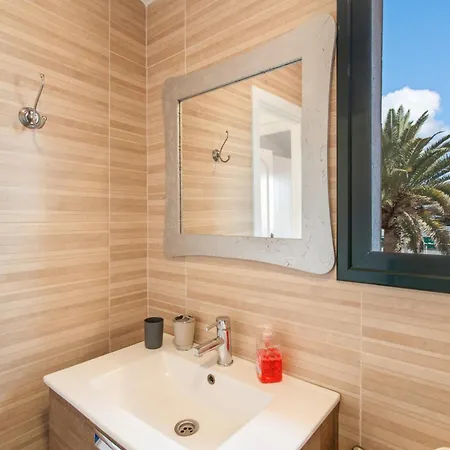 En Parrales Apartment *